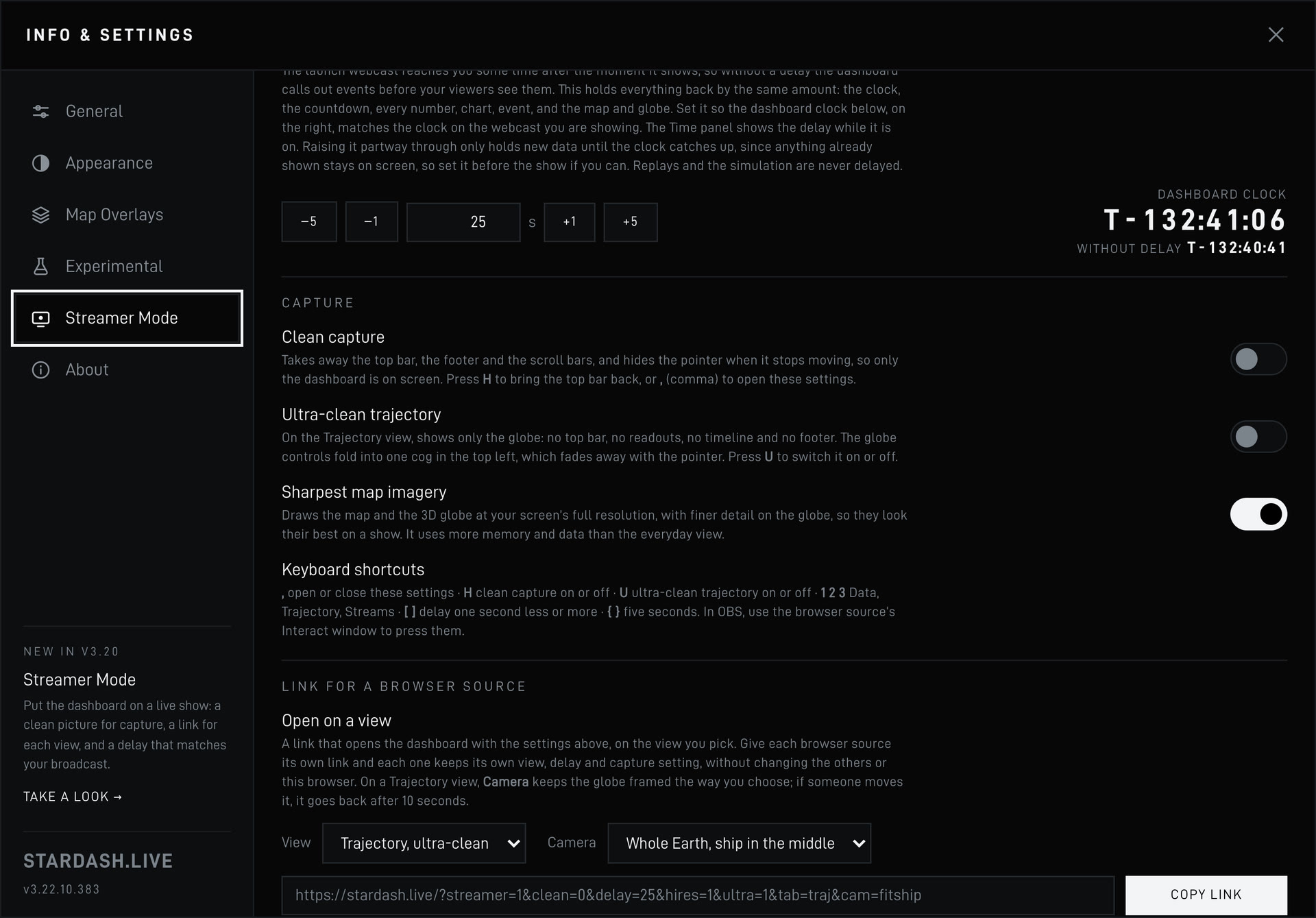The Streamer Mode tab scrolled to Link for a browser source. View is set to Trajectory, ultra-clean, Camera to Whole Earth, ship in the middle, and the link box reads https://stardash.live/?streamer=1&clean=0&delay=25&hires=1&ultra=1&tab=traj&cam=fitship.